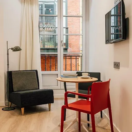 Edificio Calixto By Plaza Mayor דירה