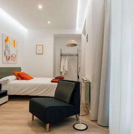 Edificio Calixto By Plaza Mayor Apartment *